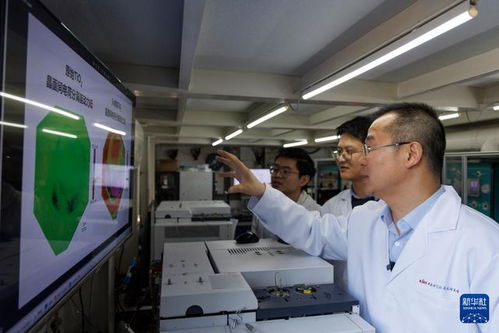 光催化分解水制氫技術迎來里程碑 高效率低成本突破重塑綠色能源前景